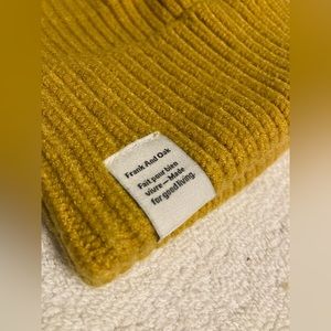 Frank and Oak beanie